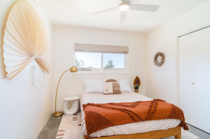 غرفة النوم 2