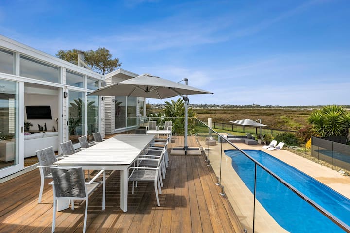 Barwon Heads resort style living – “Anna Cara”