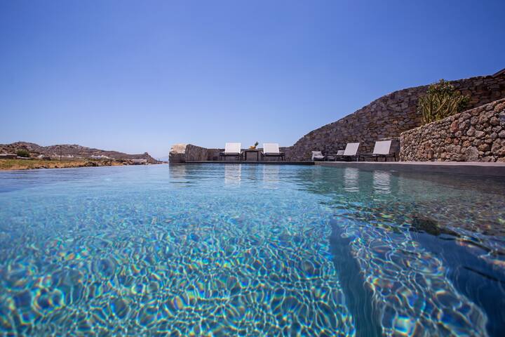 Brand New Sea Breeze 5Bedroom Mykonos Luxury Villa gallery image 2