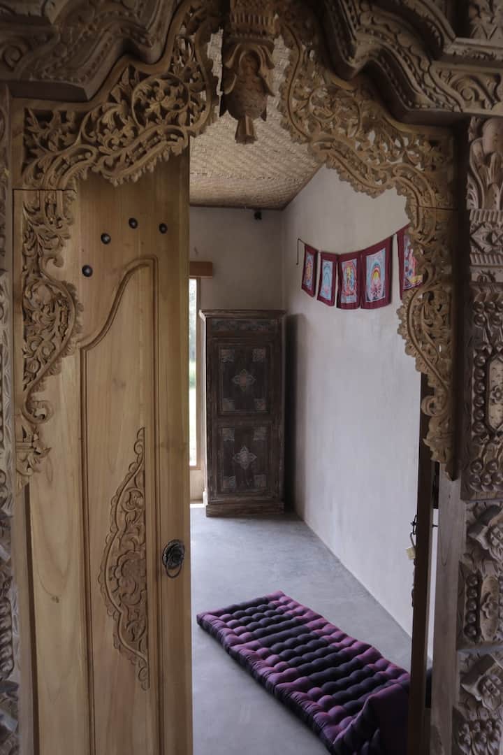 Mlango wa kuingia kwenye chumba cha kulala