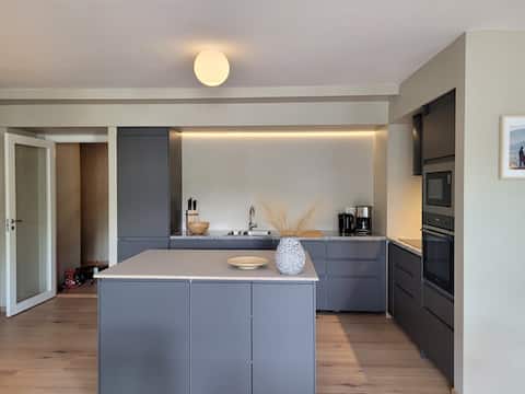 Apartment 3 bedrooms balcony, 2 bathrooms Voss center
