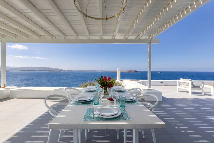 Thea Villas Paros, Villa Turquoise, private pool gallery image 2