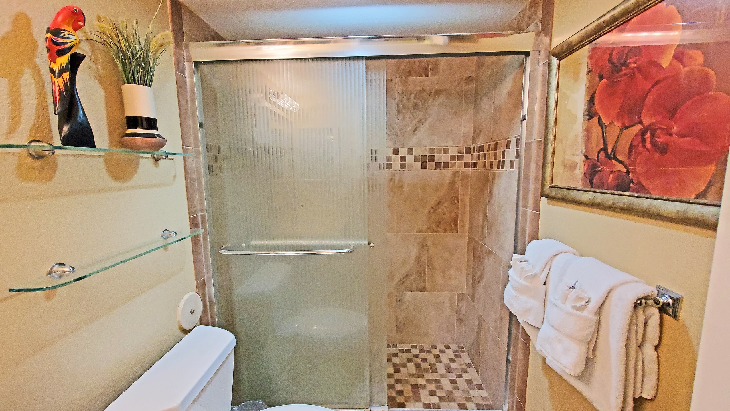 Condo in Kailua-Kona · ★4.87 · 1 bedroom · 2 beds · 1 bath - Image 12