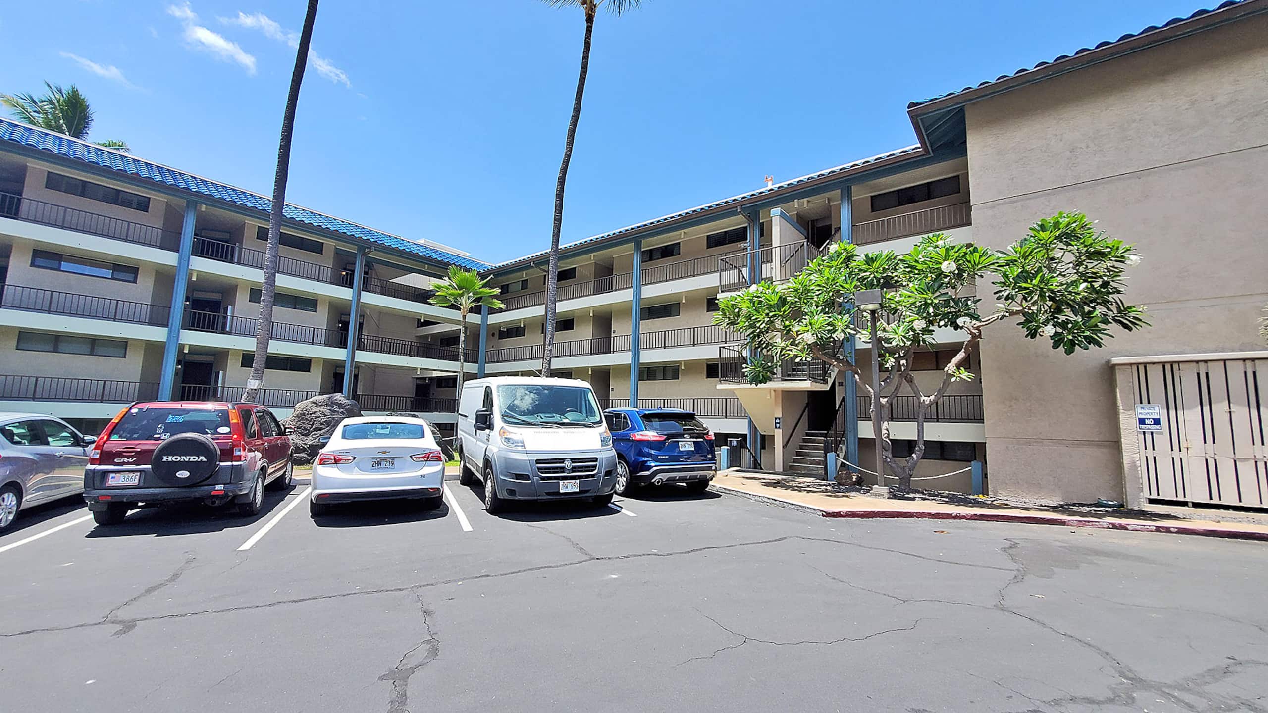 Condo in Kailua-Kona · ★4.87 · 1 bedroom · 2 beds · 1 bath - Image 17