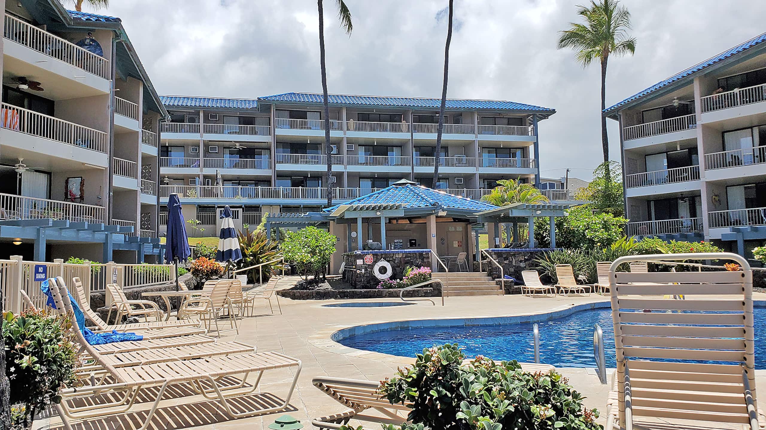 Condo in Kailua-Kona · ★4.87 · 1 bedroom · 2 beds · 1 bath - Image 19
