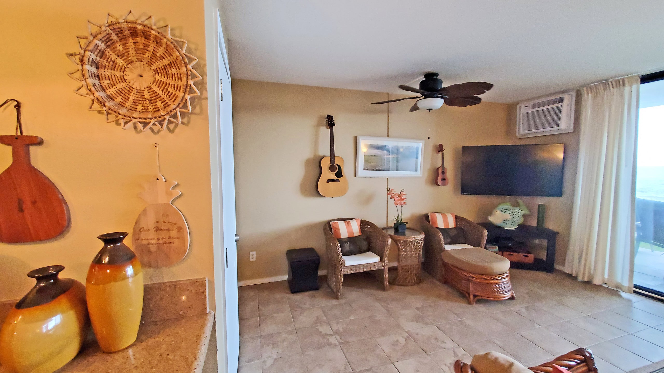 Condo in Kailua-Kona · ★4.87 · 1 bedroom · 2 beds · 1 bath - Image 2