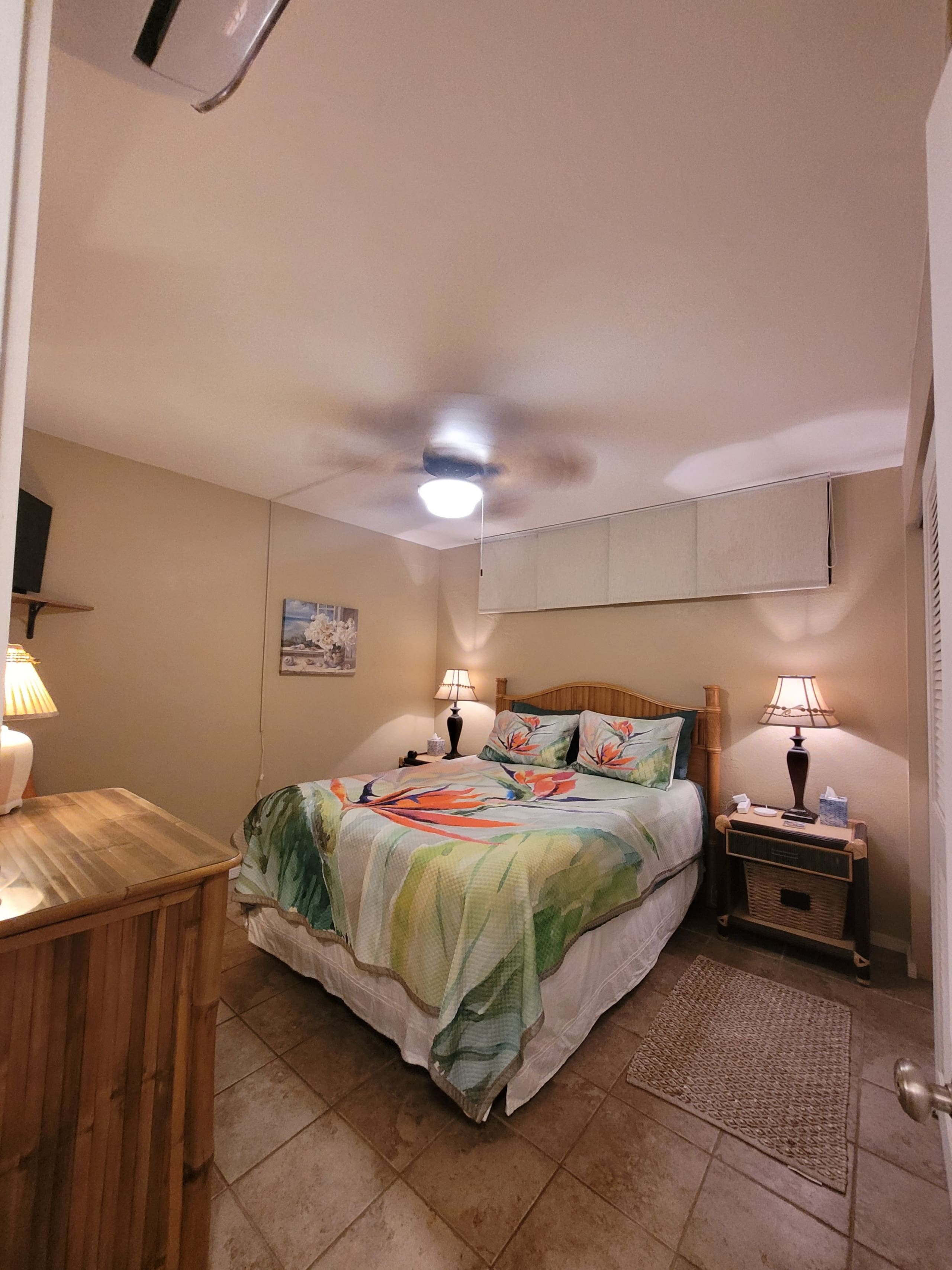 Condo in Kailua-Kona · ★4.87 · 1 bedroom · 2 beds · 1 bath - Image 11