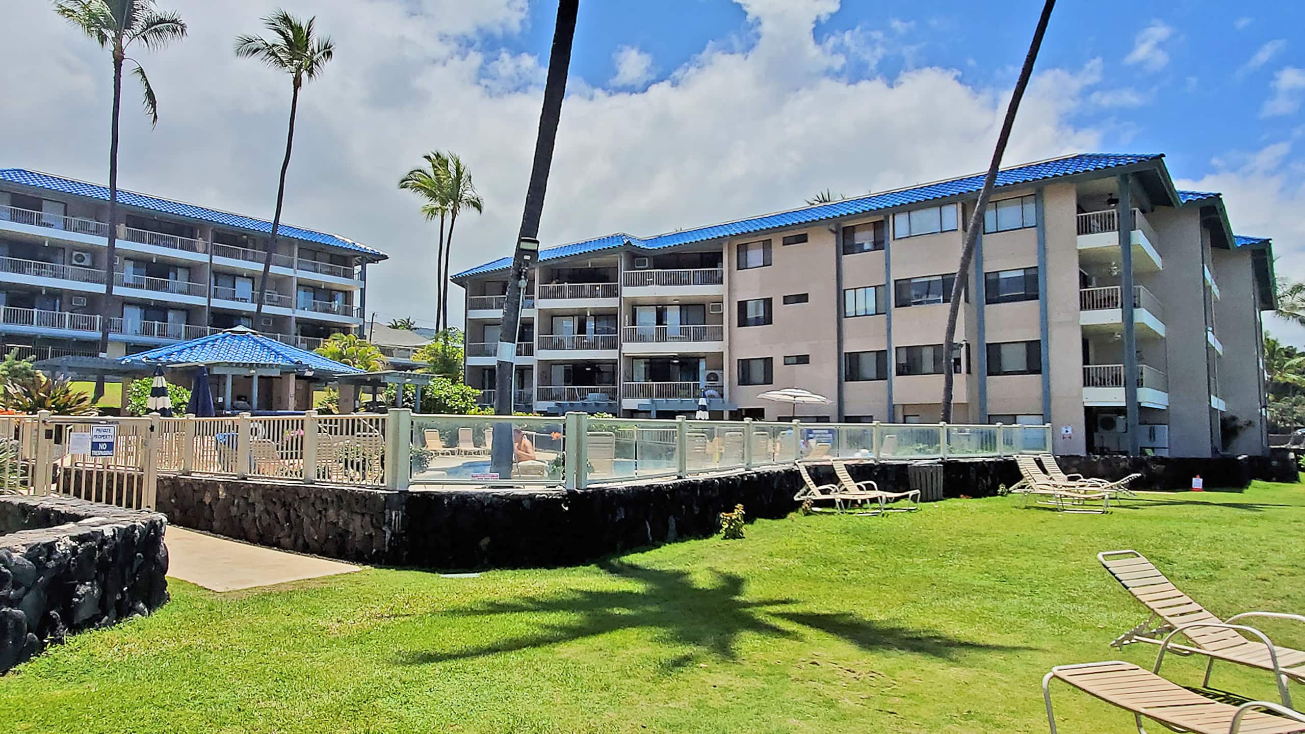 Condo in Kailua-Kona · ★4.87 · 1 bedroom · 2 beds · 1 bath - Image 18