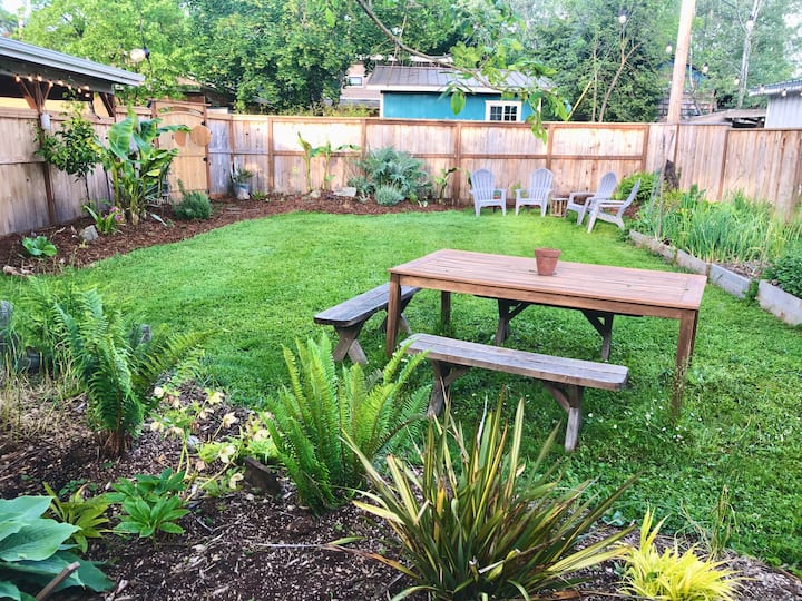 Top 10 PetFriendly Rentals In Eugene, Oregon Updated 2024 Trip101