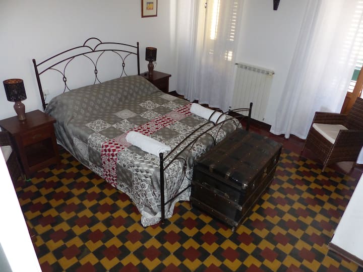 غرفة النوم الرئيسية