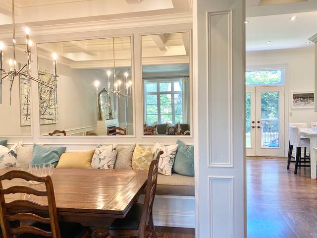 5 bdrm, 4.5 bath Stunning House in Midtown gallery image 4