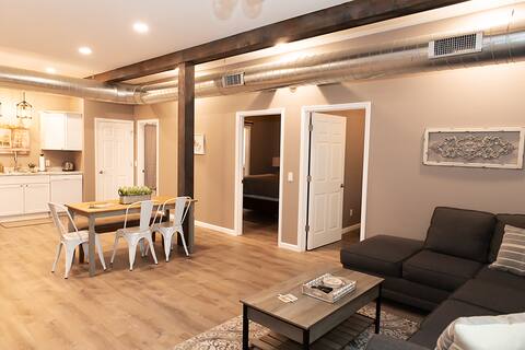 Lodging on Main ~ Beckman Suite