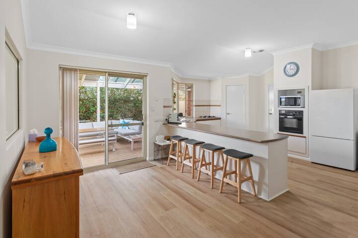 Seachange gallery image 5