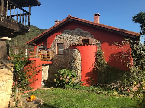 Rural accommodation in Asturias, gate of Somiedo