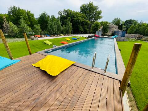La Gravie Mas 18e - XXL Pool - 6 Bedrooms - 3 Bedrooms - 2 Bathrooms.