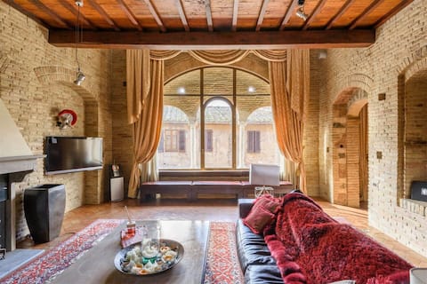 Luxury Medieval Tower - Penthouse