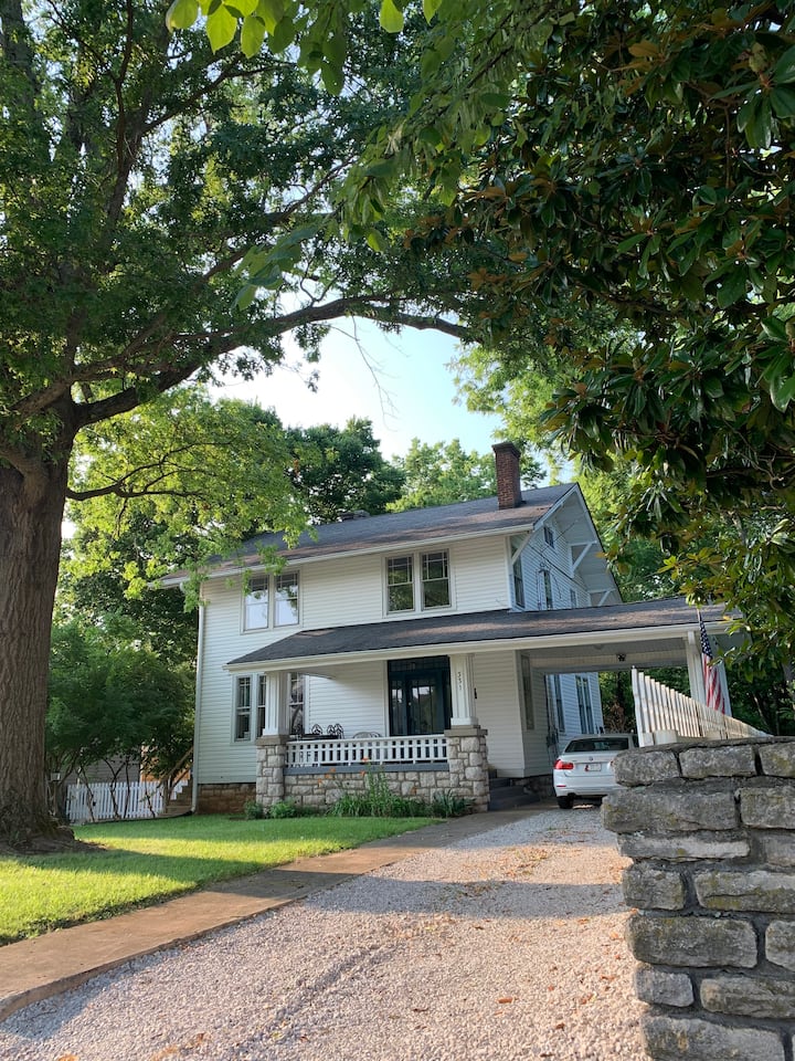 Versailles Holiday Rentals & Homes Kentucky, United States Airbnb