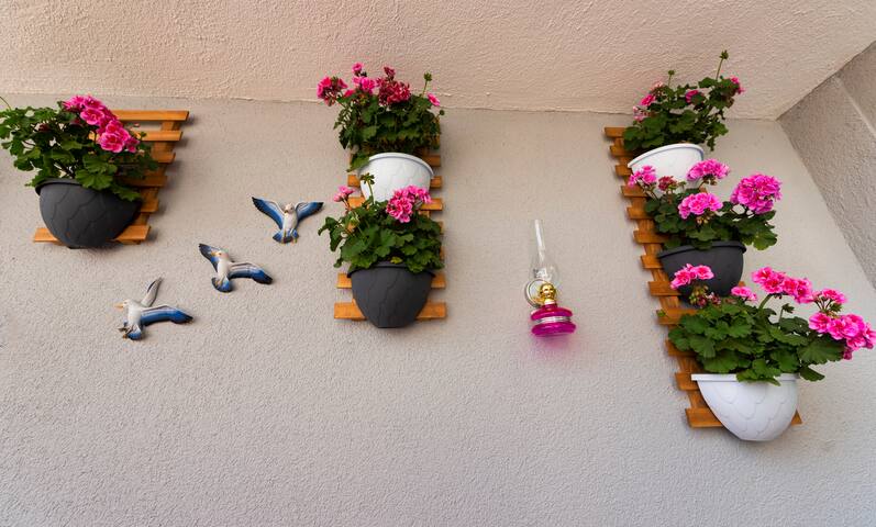 Deluxe 3 Bedrooms Connected Apartment with Balcony gallery image 3