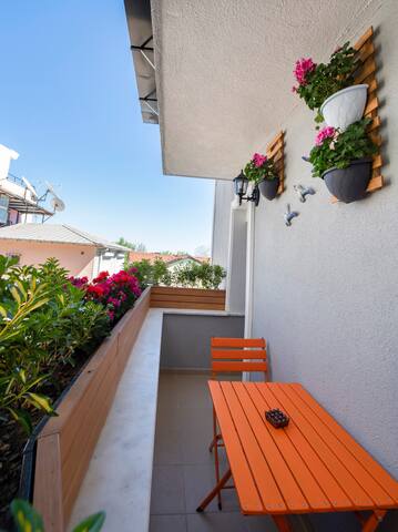 Deluxe 3 Bedrooms Connected Apartment with Balcony gallery image 2