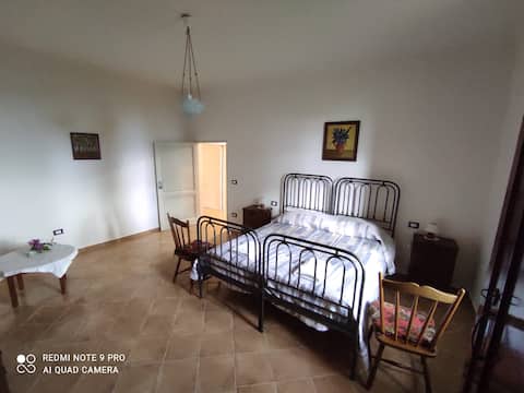 Airbnb con migliori performance: Tenuta "Il Ghiro" (Cinciallegra apartment) a Corigliano Rossano
