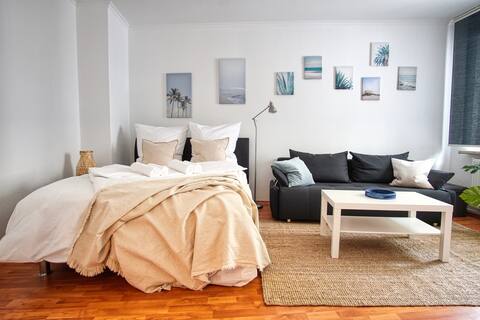 Successful Airbnb property: Sleep & Relax | free parking | washing machine in Frohnhausen