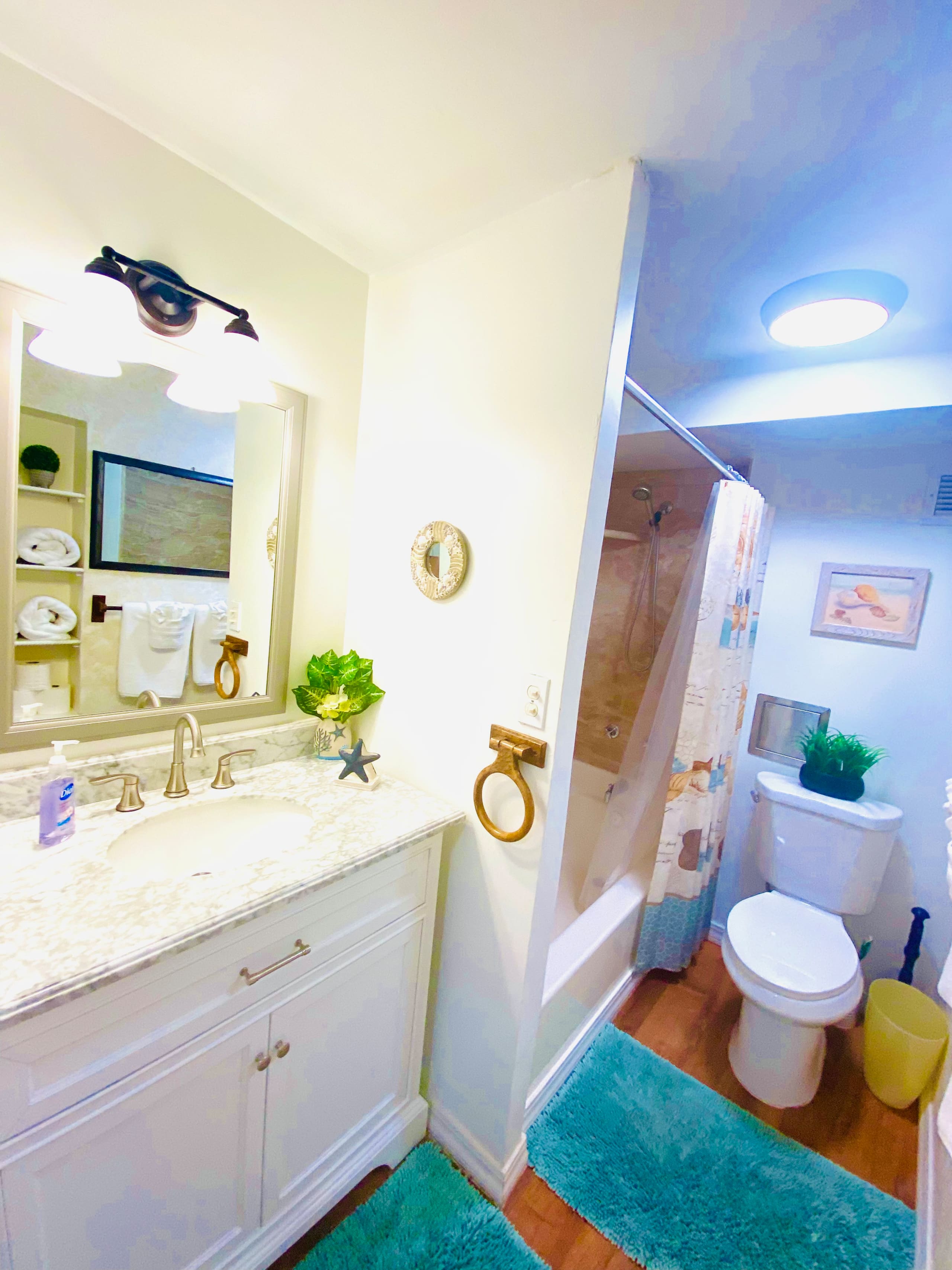 Condo in Hauula · ★4.75 · 1 bedroom · 2 beds · 1 private bath - Image 31