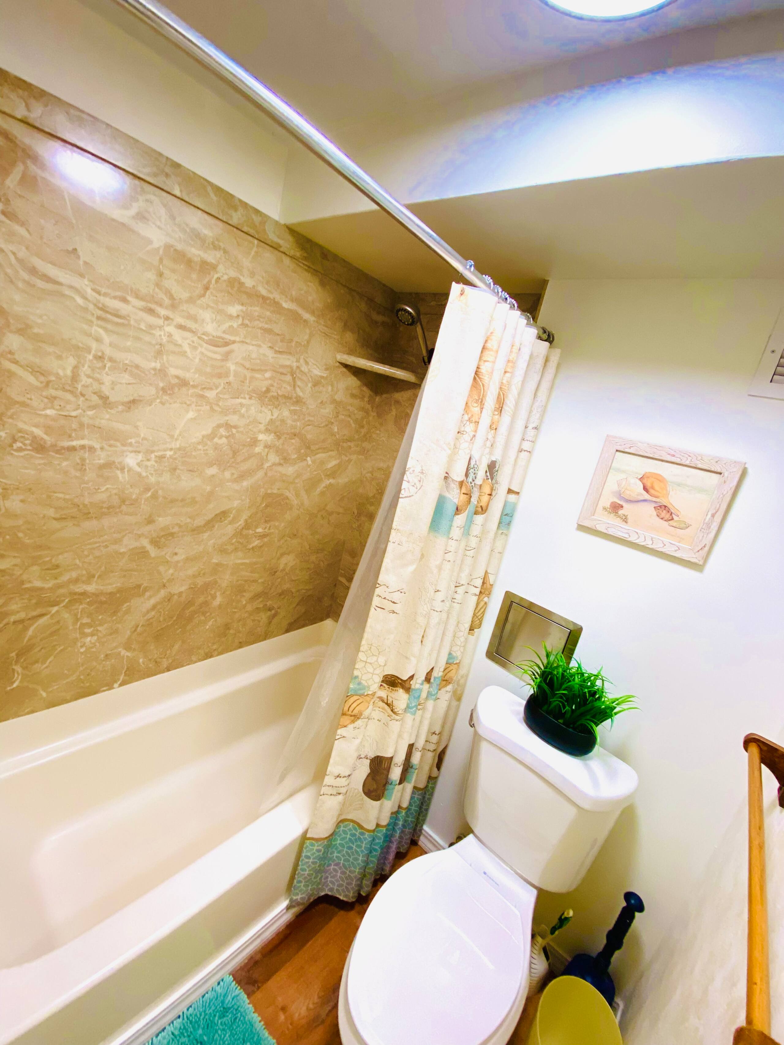 Condo in Hauula · ★4.75 · 1 bedroom · 2 beds · 1 private bath - Image 33