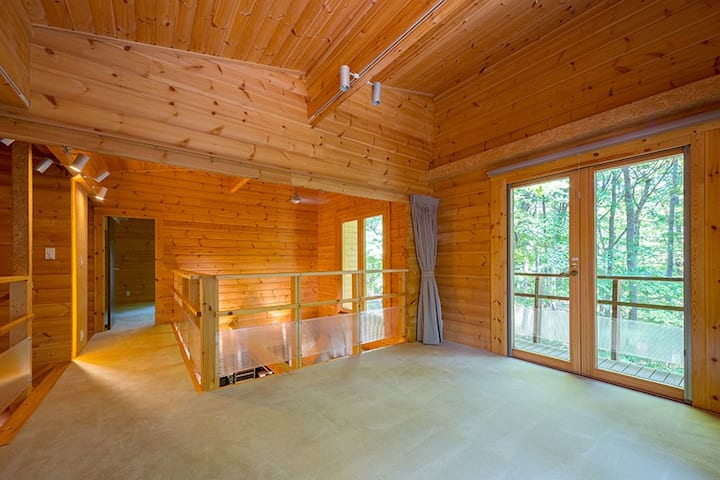 Nasu Miyagawa Residence: A designer cabin nestled in the highland forest
