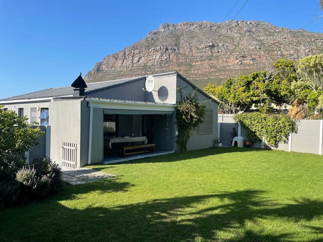 Home in Lakeside, Cape Town