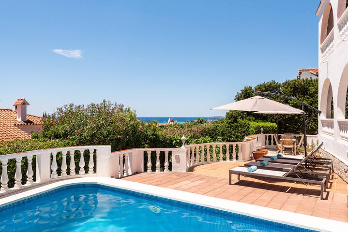 Villa 4 chambres piscine chauffée – Vue sur mer gallery image 4