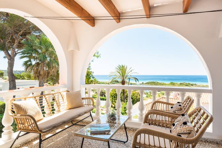 Villa 4 chambres piscine chauffée – Vue sur mer