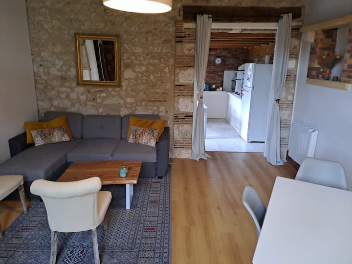 Charmante Petite Maison Avec Piscine - Dordogne