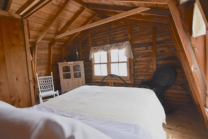 غرفة النوم الأمامية