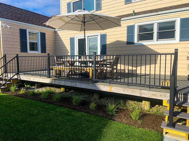 Easton’s Point walk to beaches! gallery image 2