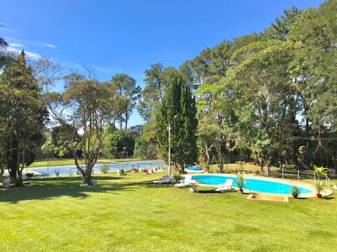 Linda Chácara - Swimming pool, Tennis court, wifi