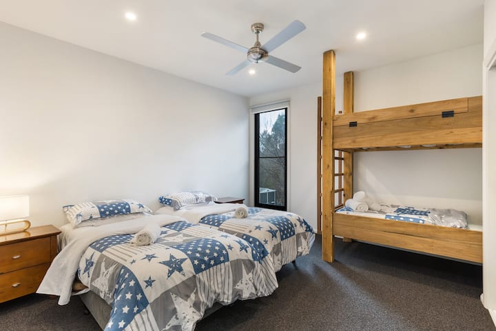 Ორსართულიანი ოთახი