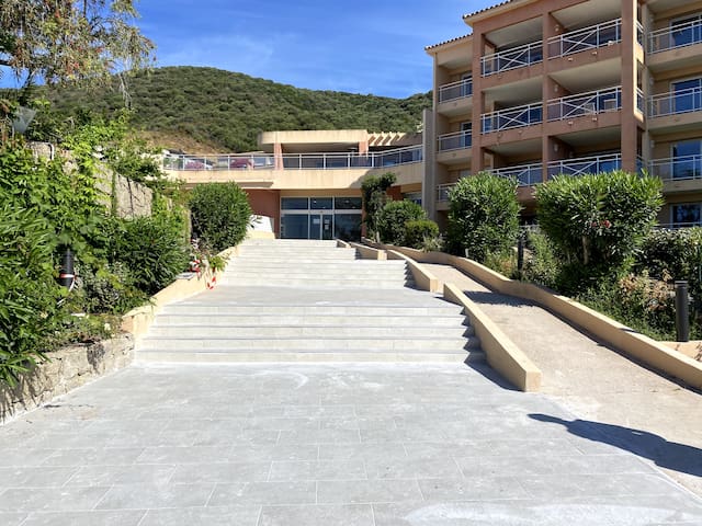 listing_image