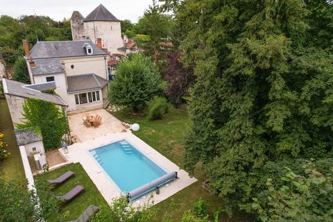 Beautiful house with heated and private pool