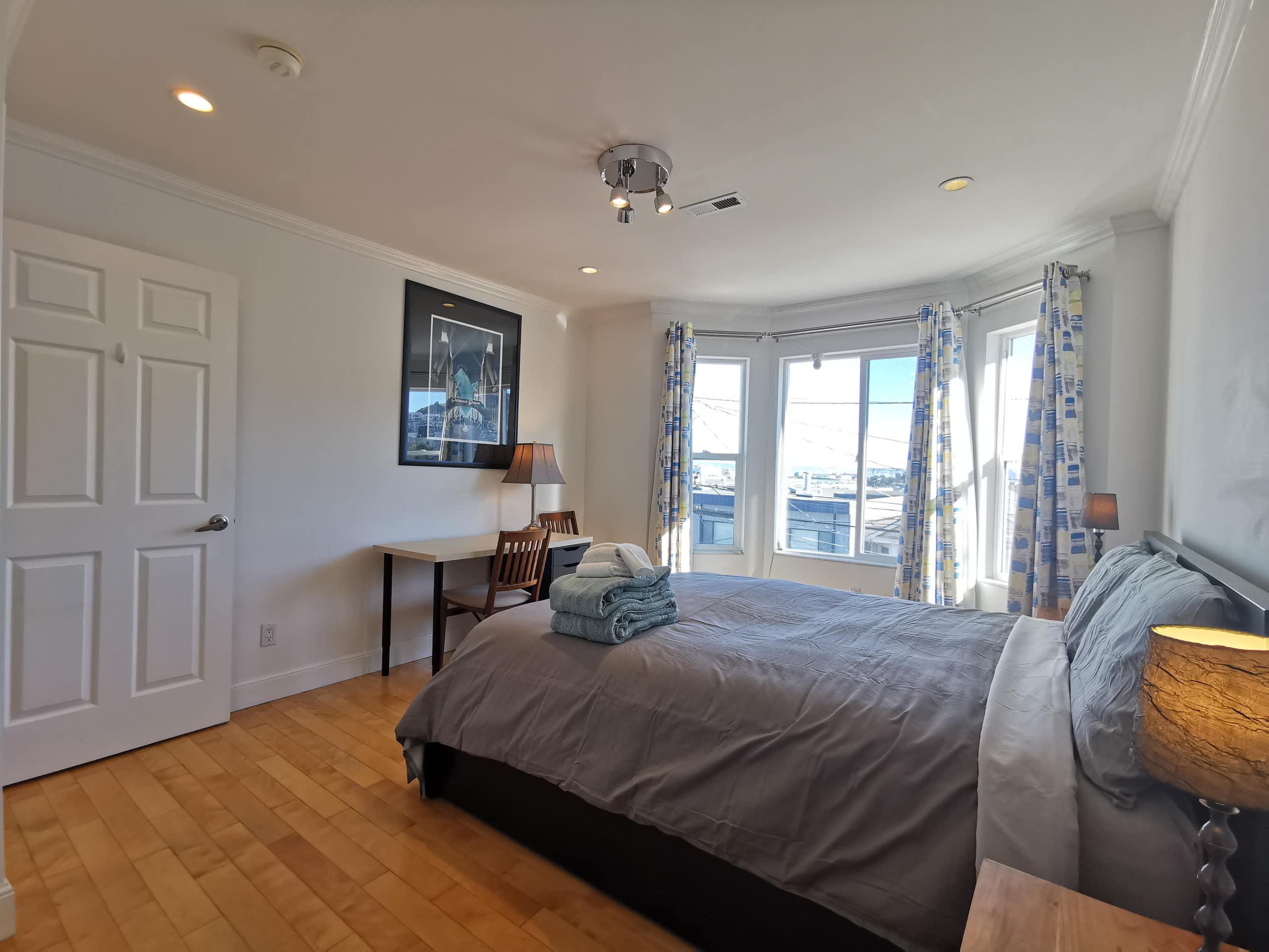 Home in San Francisco · ★4.8 · 3 bedrooms · 3 beds · 2 baths - Image 19
