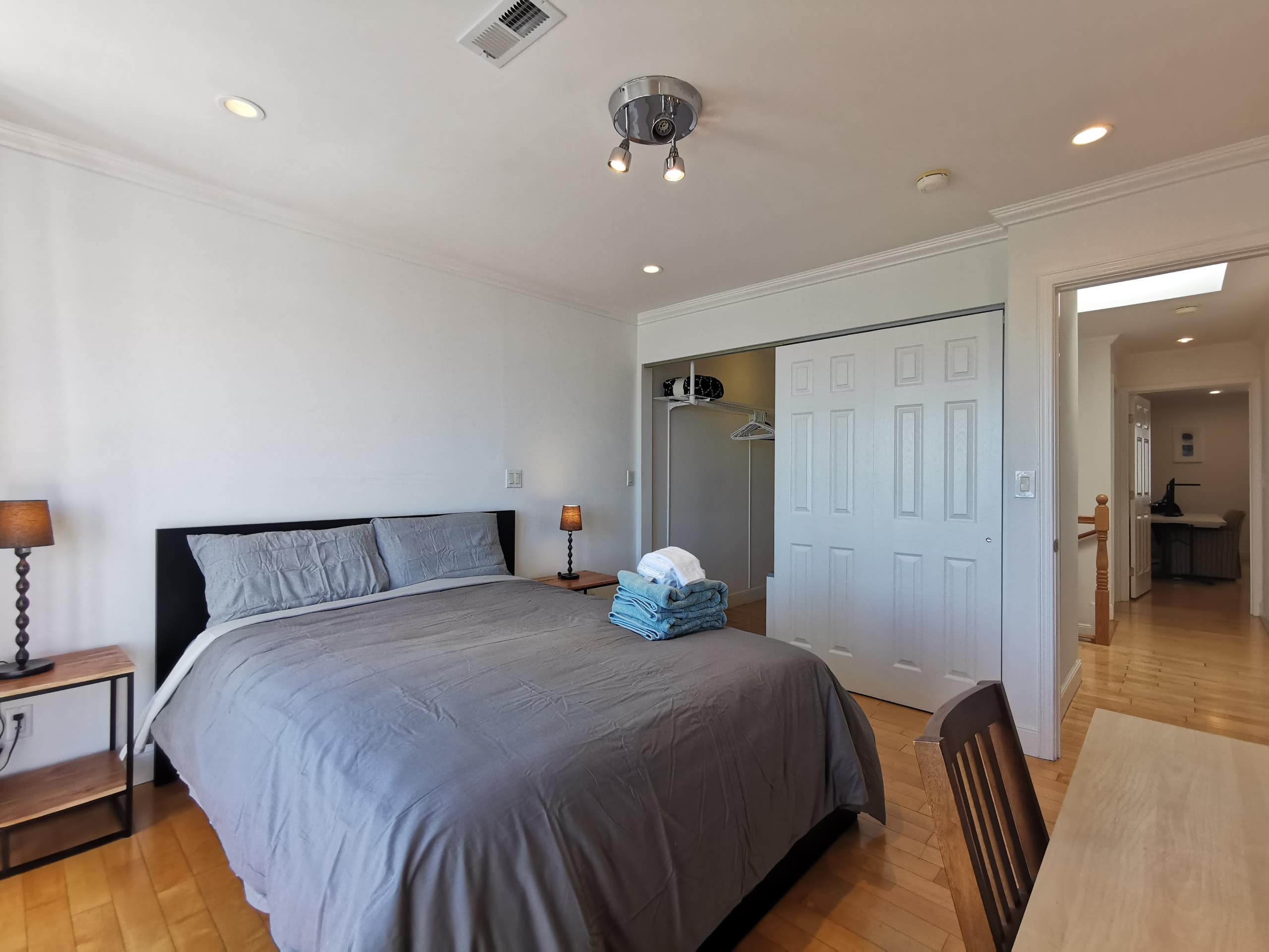 Home in San Francisco · ★4.8 · 3 bedrooms · 3 beds · 2 baths - Image 20