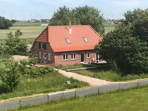 Vacation on the North Sea dyke - pure relaxation!