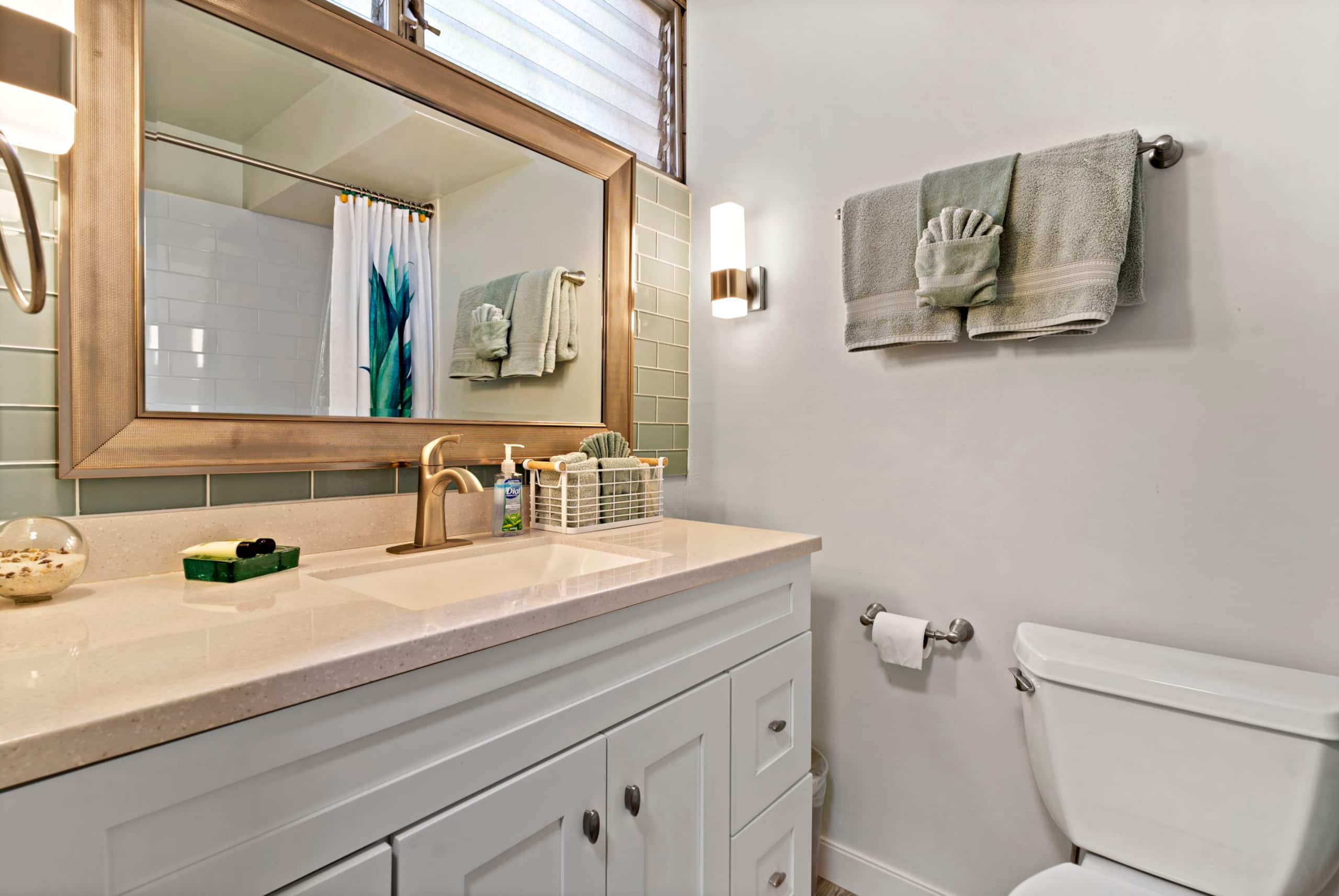 Condo in Kihei · ★4.93 · 2 bedrooms · 4 beds · 2 baths - Image 10