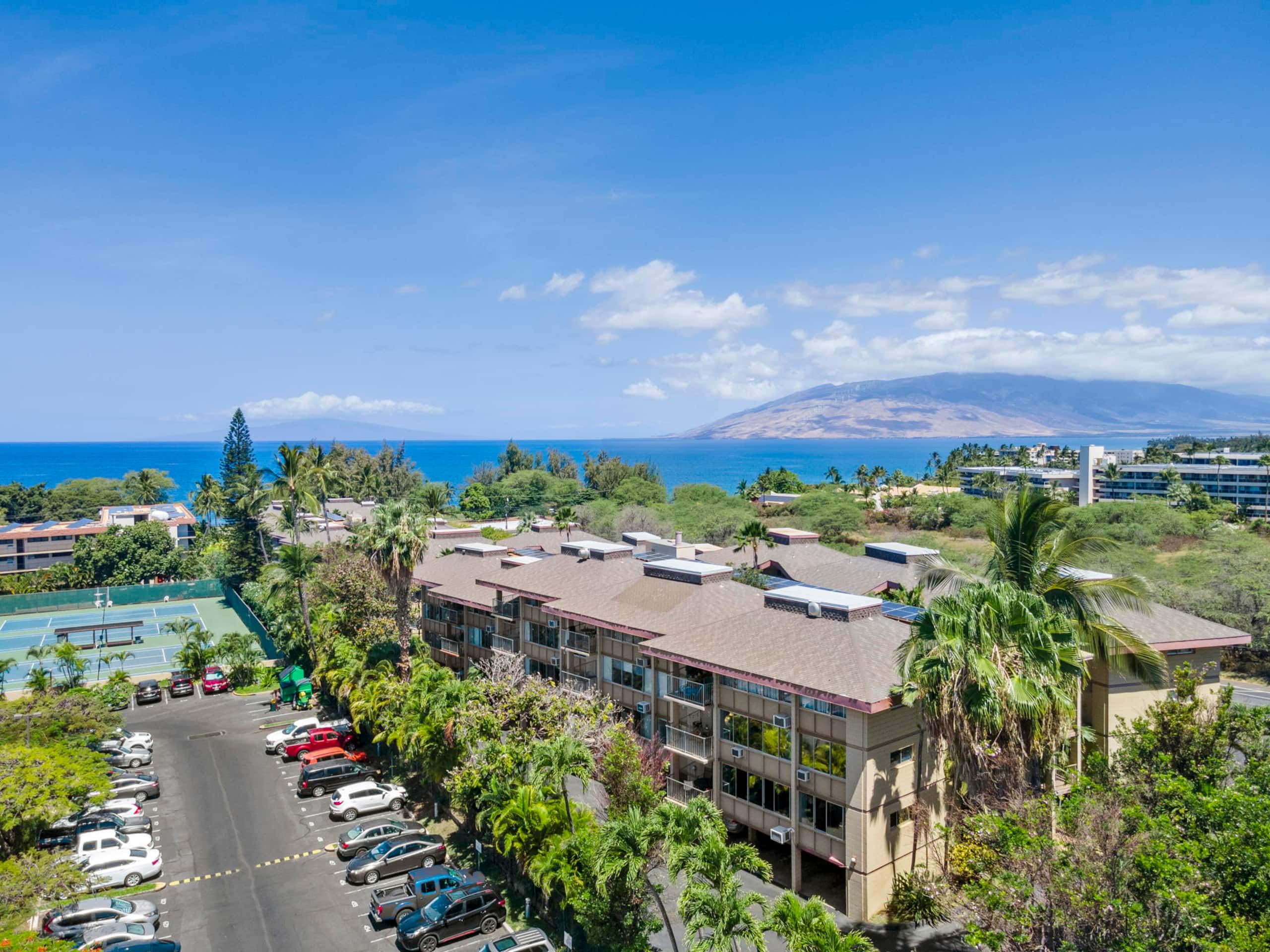 Condo in Kihei · ★4.93 · 2 bedrooms · 4 beds · 2 baths - Image 29