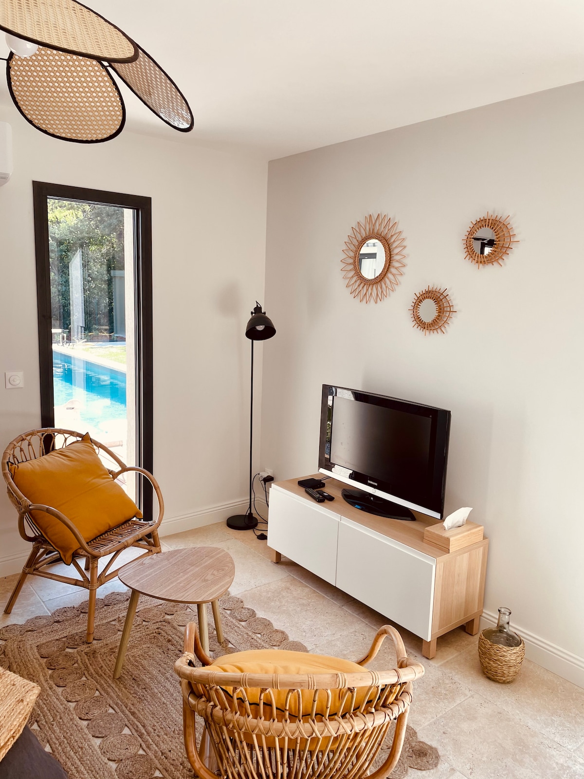 Airbnb performant: 2-person cottage with pool in Saint-Rémy-de-Provence à Saint Rémy De Provence