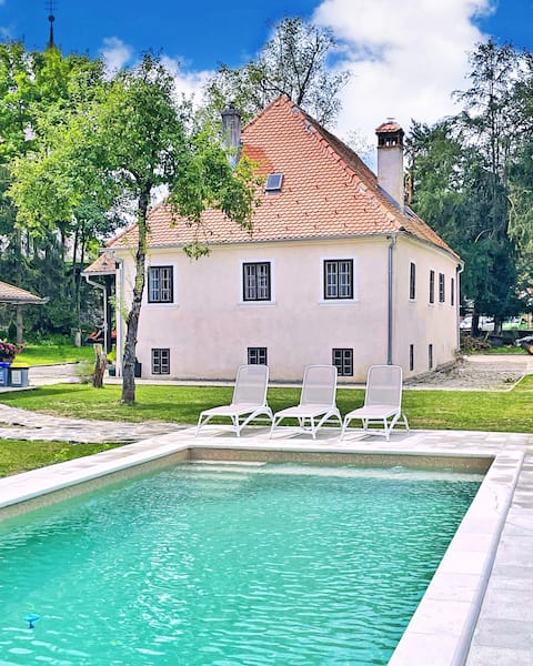 Historical Villa Taborec
