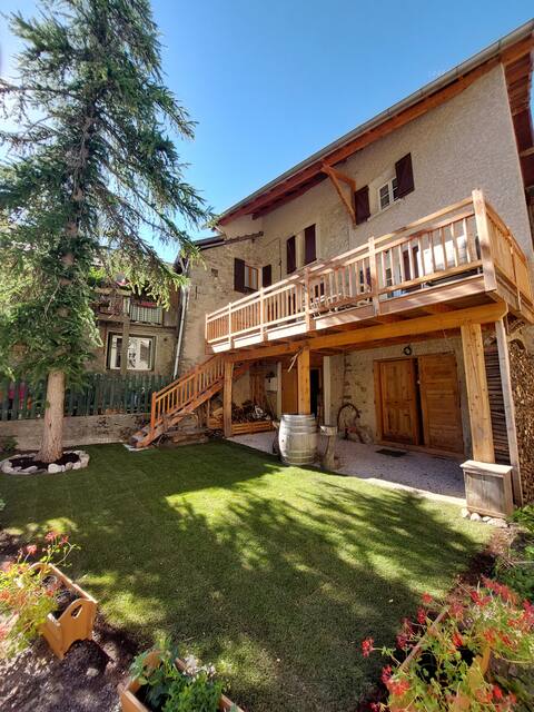 La Citadelle, accommodation in the heart of the ramparts!