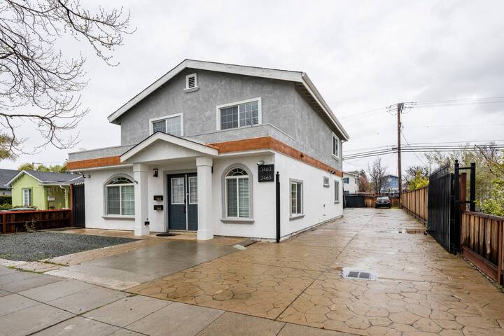 New Luxurious Modern 5Beds/5Baths in Redwood City gallery image 2