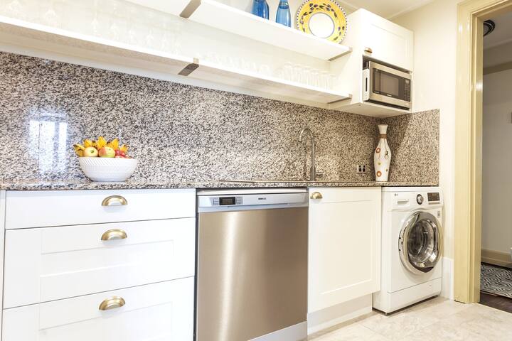 The Carrington Manor 1 gallery image 4