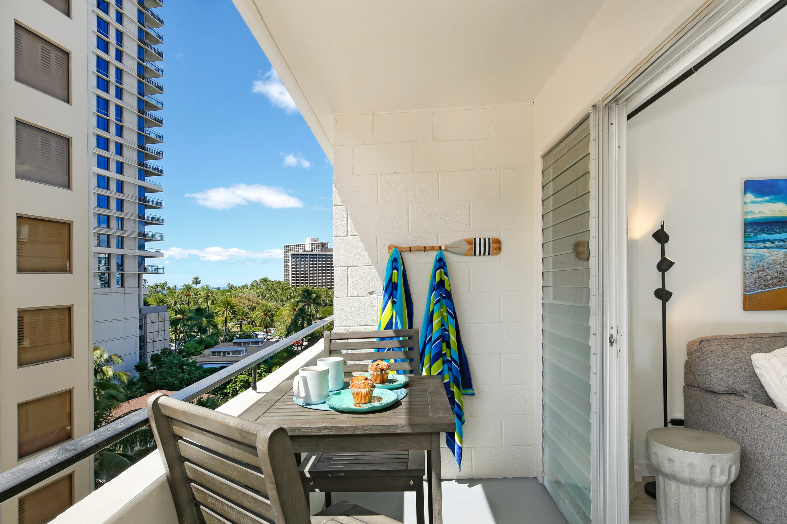 Condo in Honolulu · ★4.74 · 1 bedroom · 2 beds · 1 private bath - Image 20