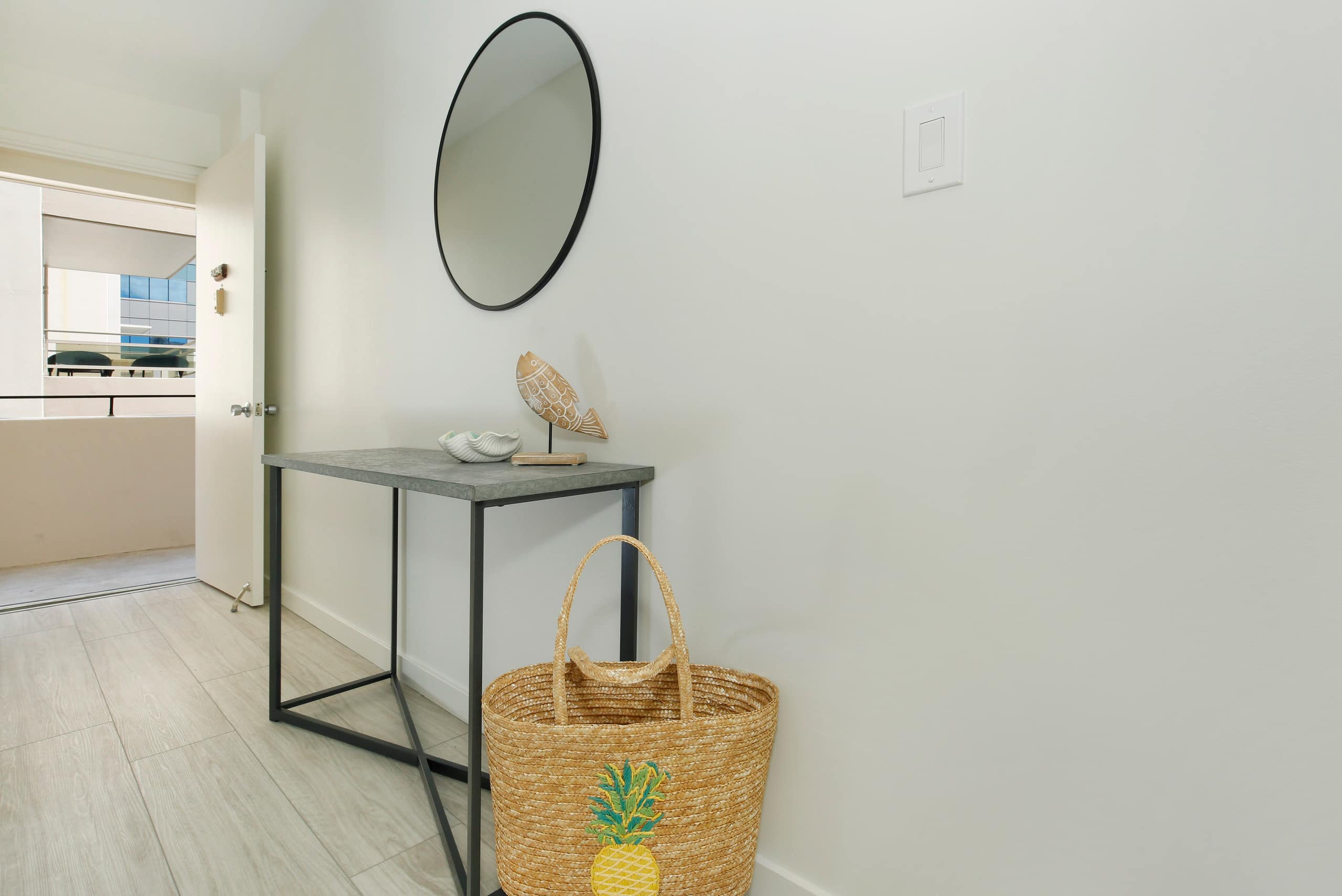 Condo in Honolulu · ★4.74 · 1 bedroom · 2 beds · 1 private bath - Image 6